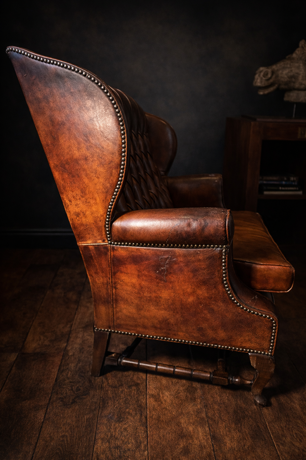 Sofá Chester Wingback de Cuero Patinado - Imagen 2