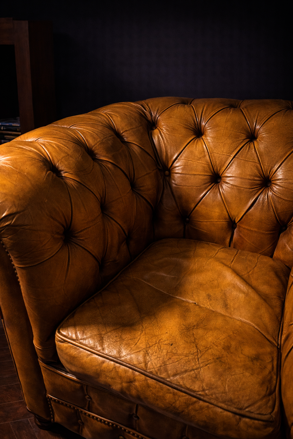 SILLON CHESTERFIELD CLUB XL COLOR MIEL MOSTAZA - Imagen 3