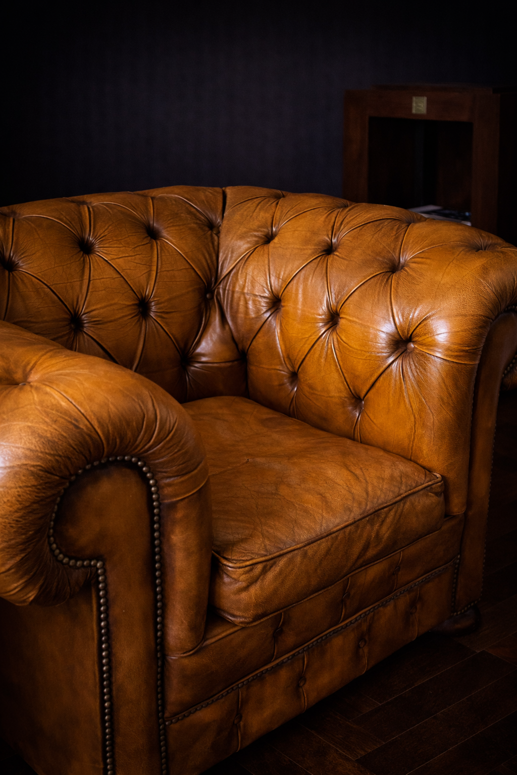 SILLON CHESTERFIELD CLUB XL COLOR MIEL MOSTAZA - Imagen 6