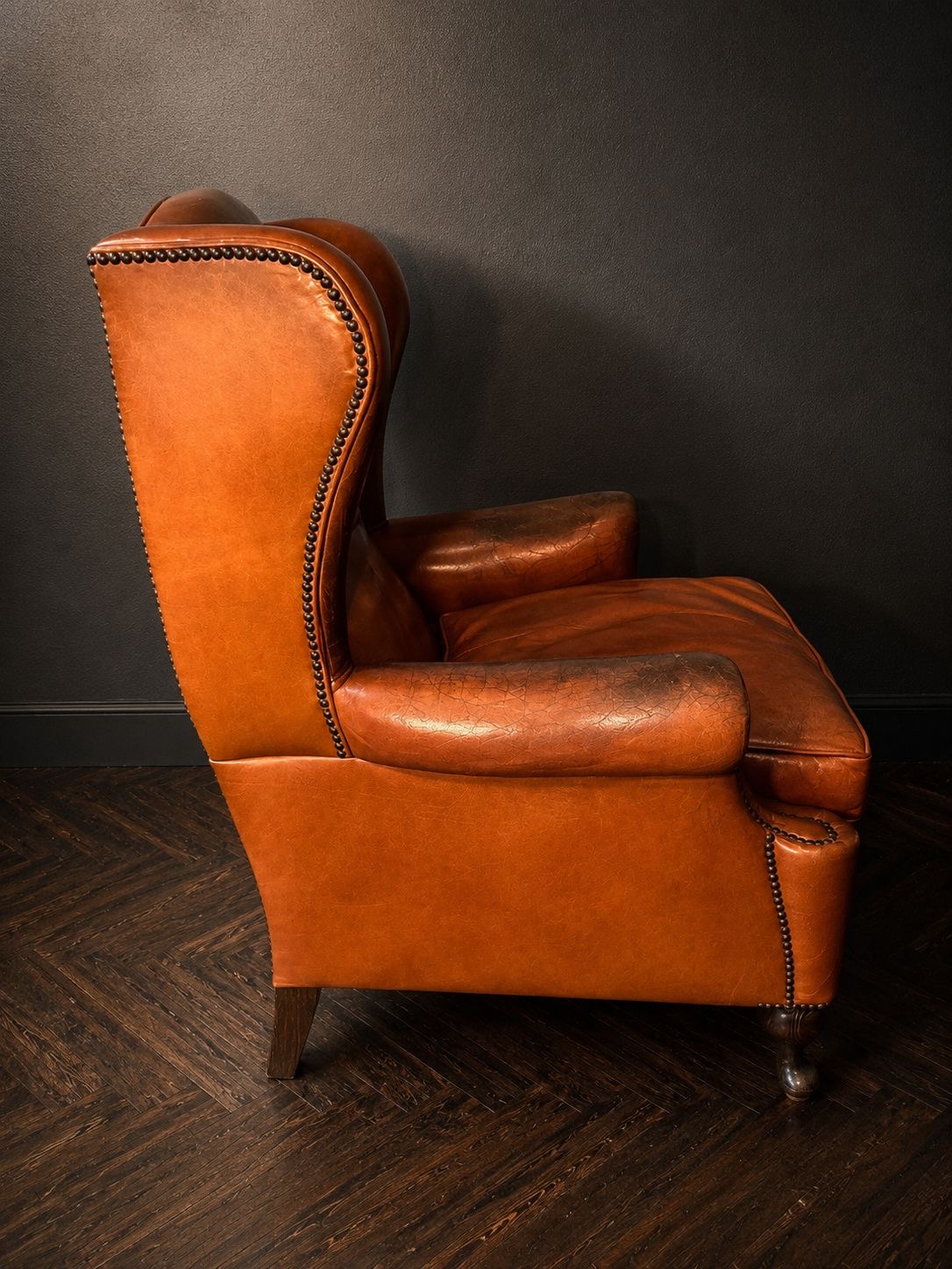 SILLON OREJERO INGLES EN CUERO COÑAC - Imagen 5