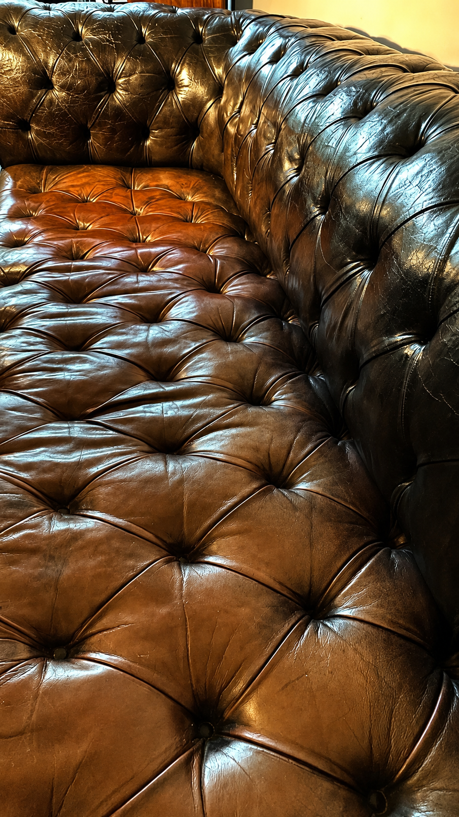 SOFA CHESTERFIELD CIRCA 1950 TRICOLOR - Imagen 5