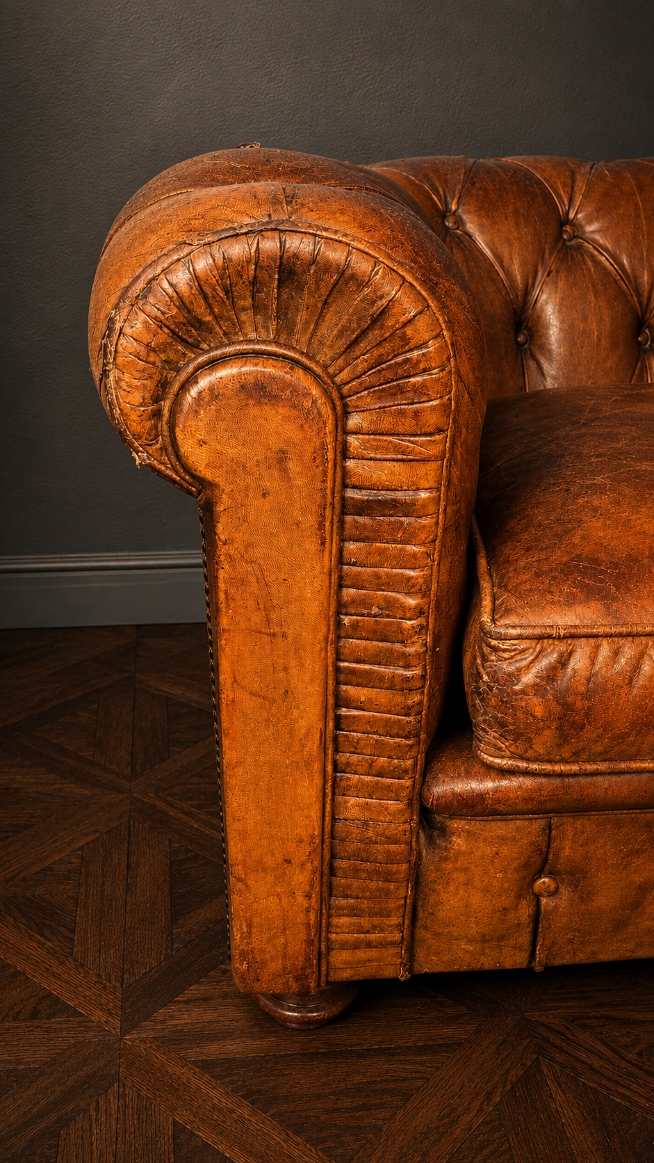 Sofá Chesterfield inglés de cuero miel con muelles tradicionales - Imagen 4