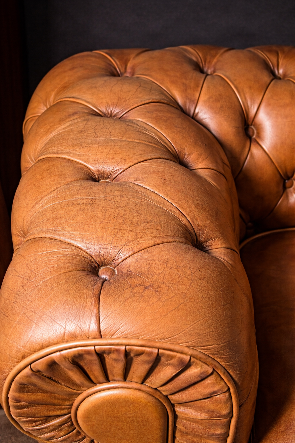SILLON CHESTERFIELD CLUB INGLES DE CUERO COLOR MIEL - Imagen 6