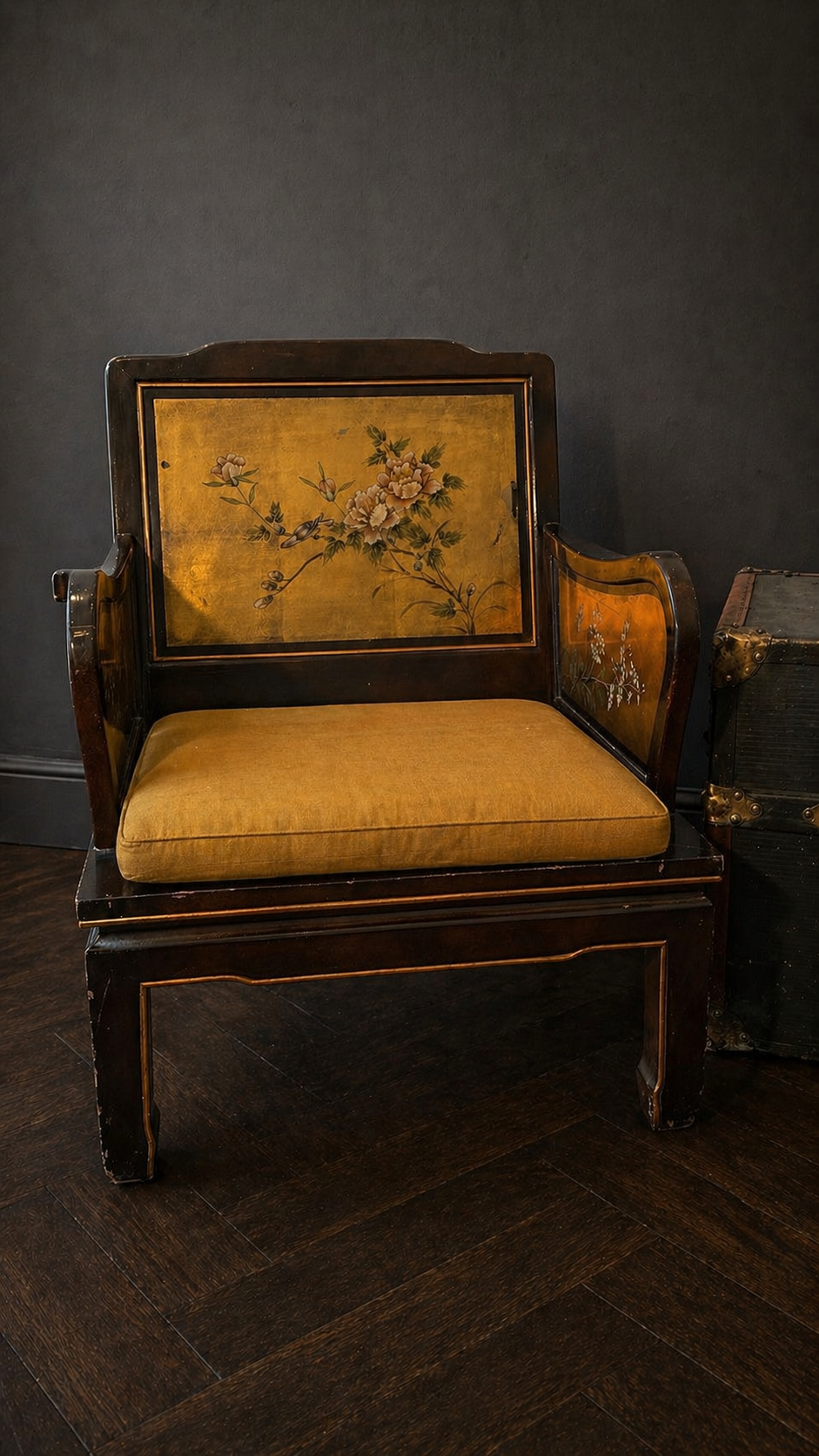 SILLON ORIENTAL LACADO CON DECORACIÓN FLORAL - Imagen 2