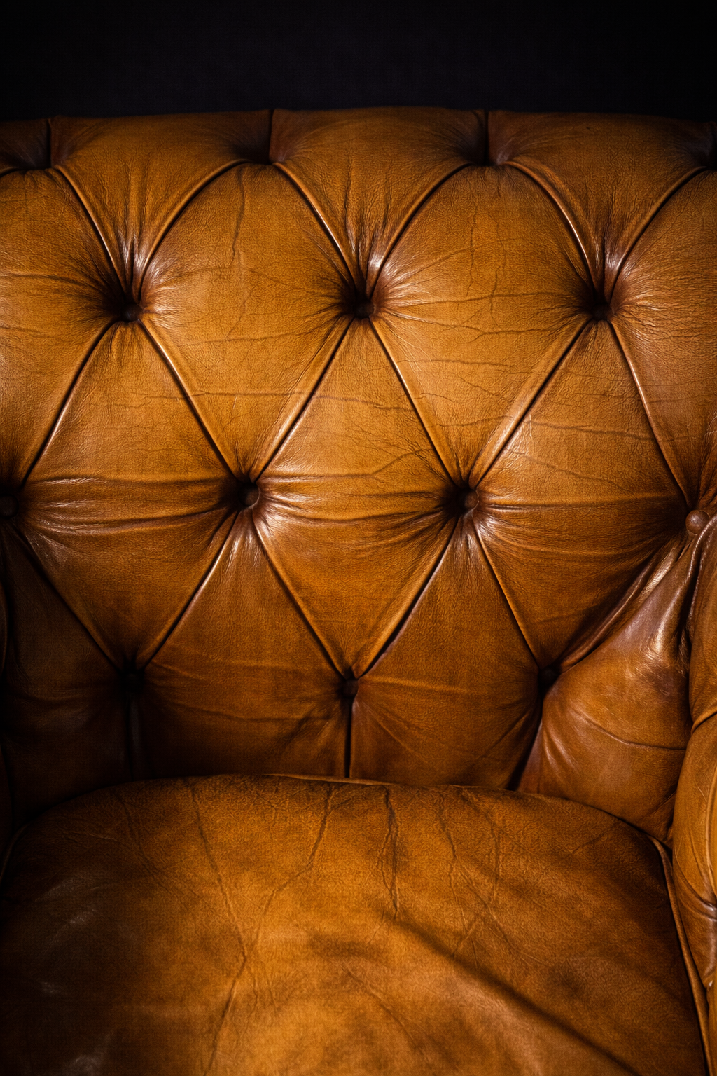 SILLON CHESTERFIELD CLUB XL COLOR MIEL MOSTAZA - Imagen 5