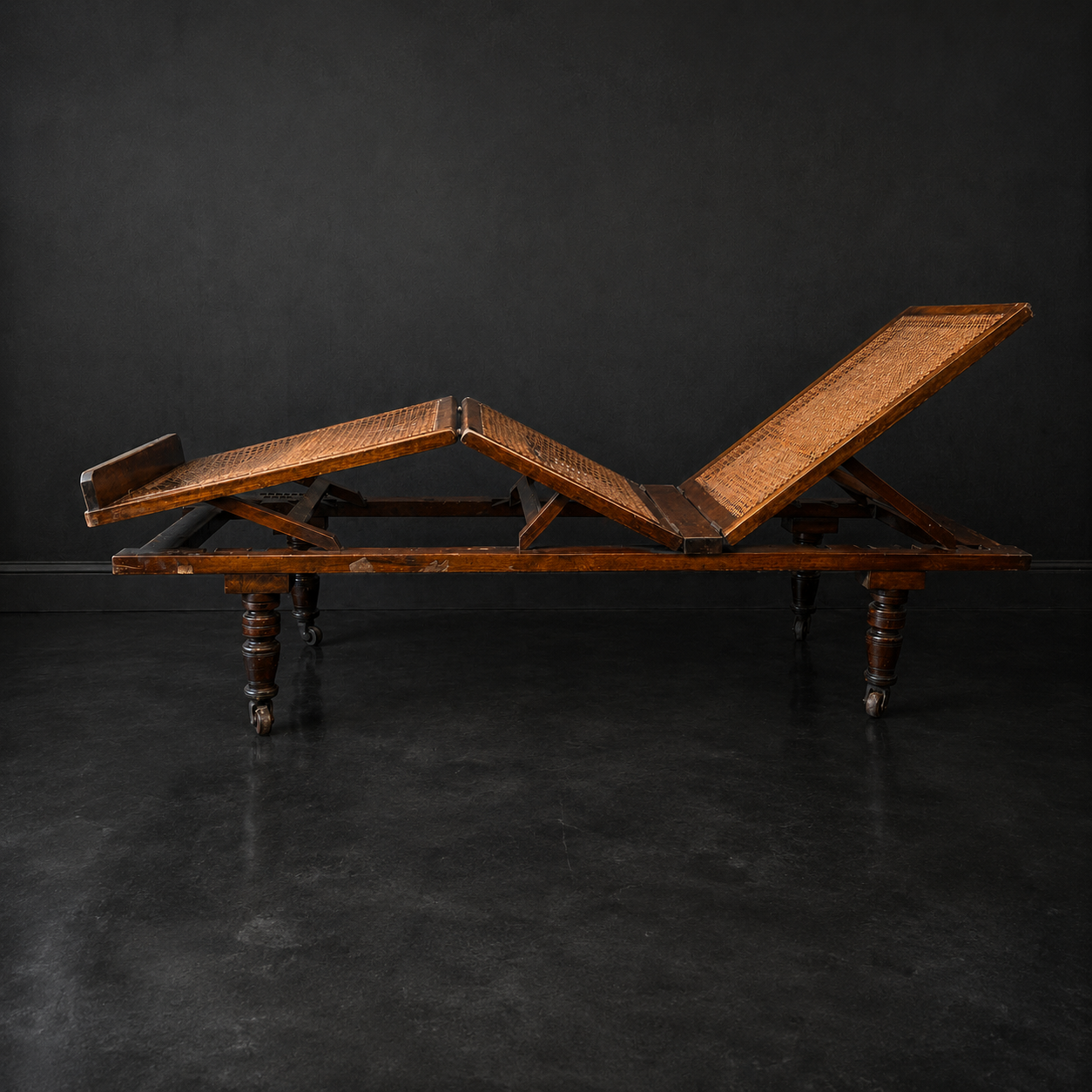 chaise-longue-reclinable-leveson-and-sons-the-patina-house