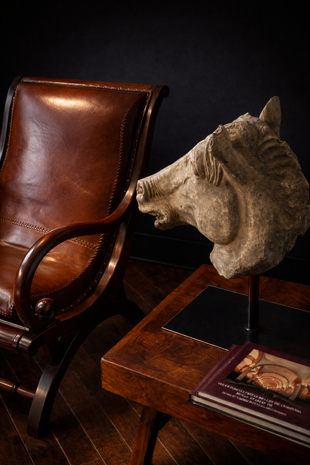 SILLON SAFARI COLONIAL EN PIEL Y MADERA CAHOBA - Imagen 7