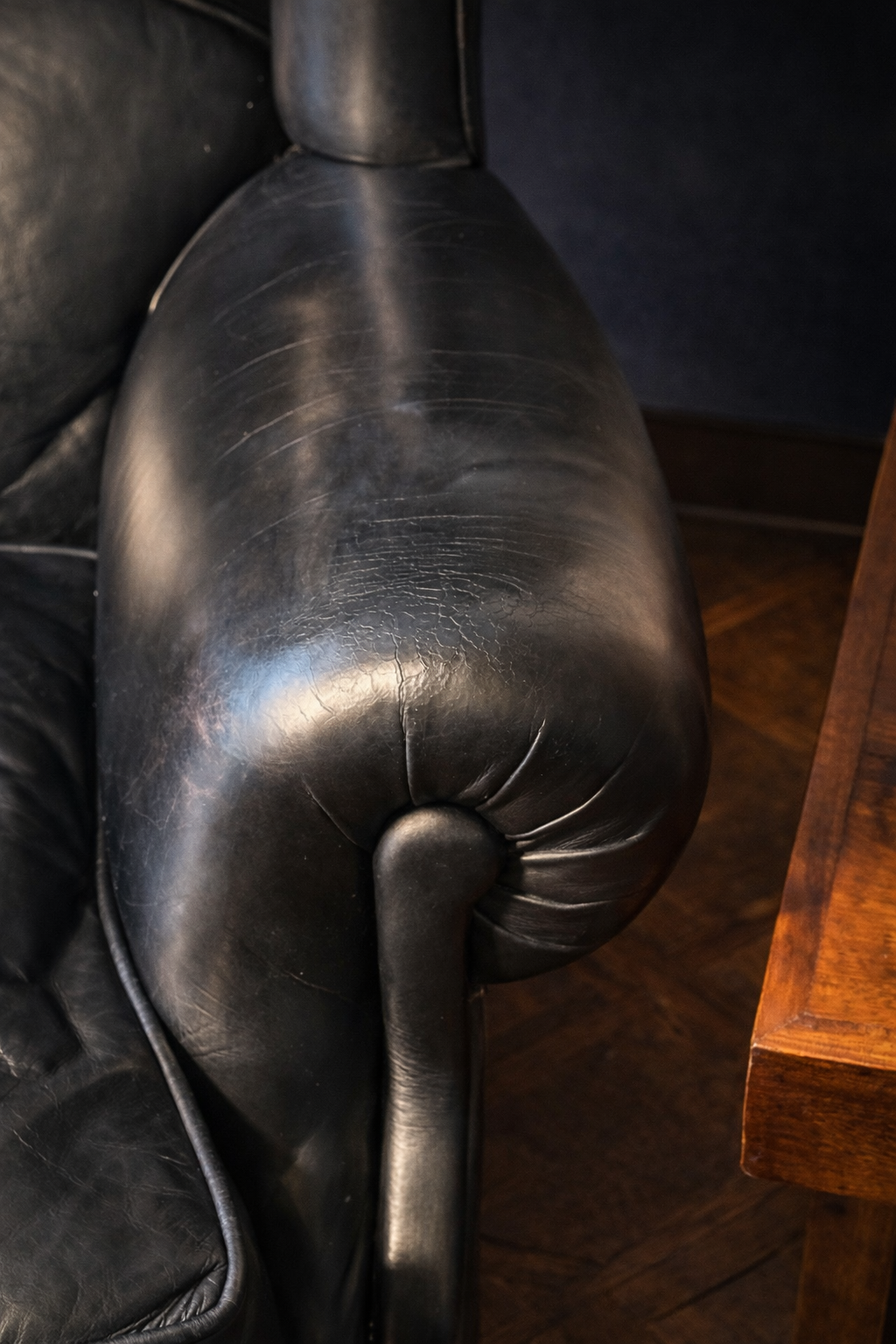 SILLON CLUB INGLES DE CUERO NEGRO - Imagen 6