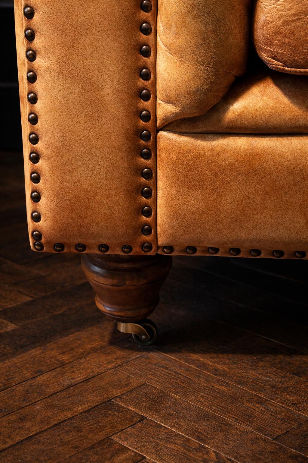 SILLON CHESTERFIELD CLUB DE CUERO NATURAL XL - Imagen 9