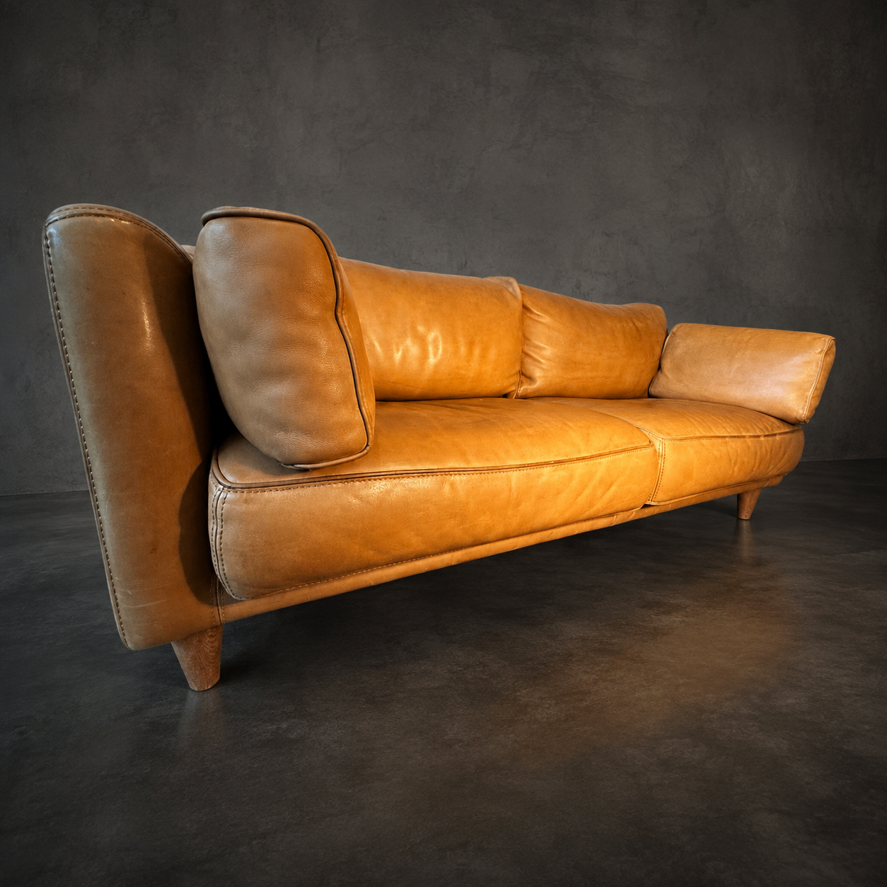 SOFA BAXTER EN PIEL COLOR MIEL - Imagen 10