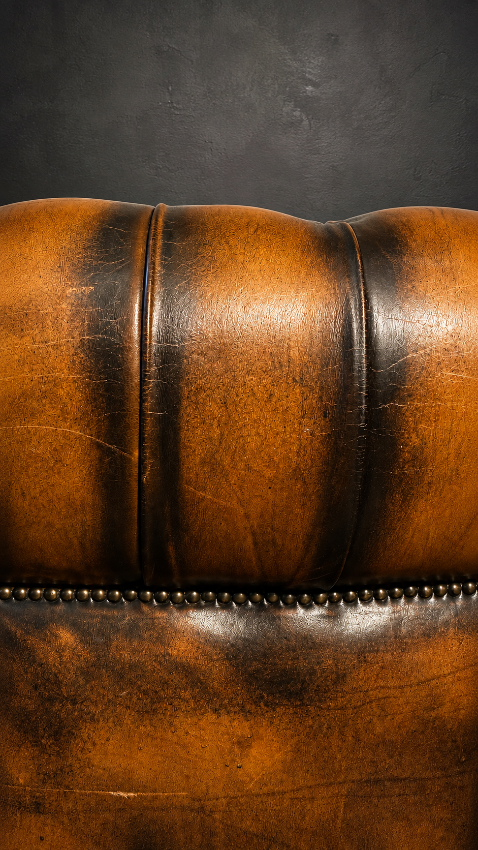 BUTACON CHESTERFIELD EN PIEL PATINADA ESPECIAL - Imagen 4