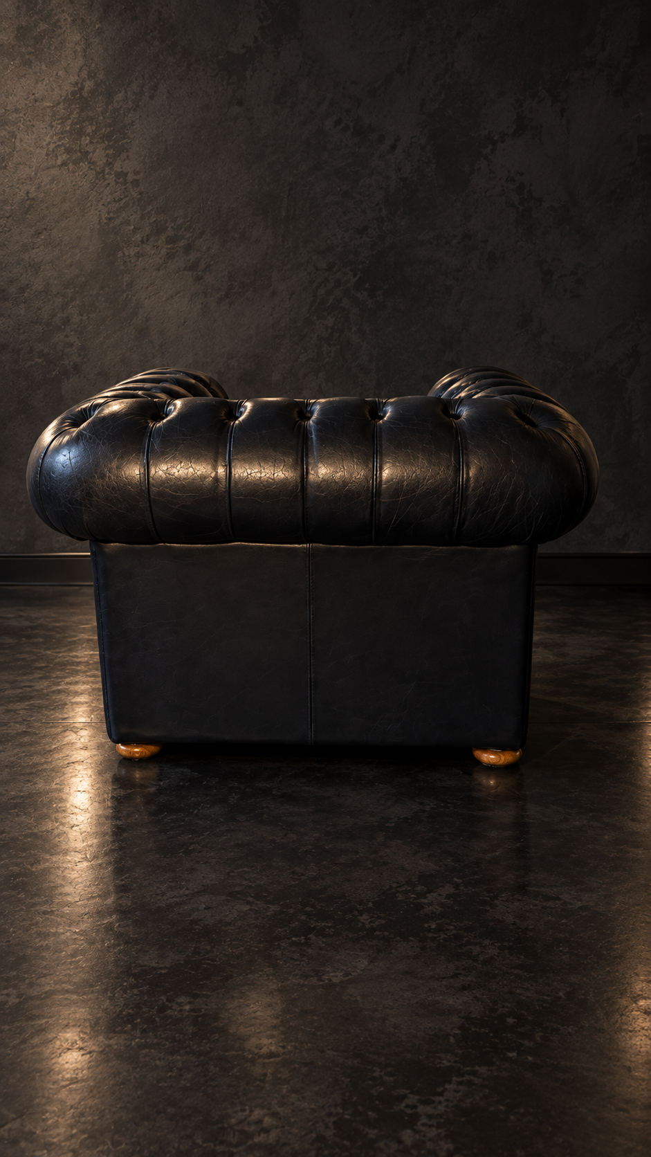 Butaca Chesterfield Club Vintage en Piel Azul Marino con Pátina - Imagen 8