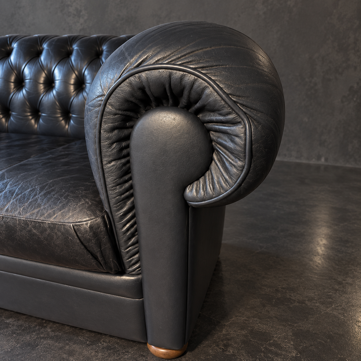 Butaca Chesterfield Club Vintage en Piel Azul Marino con Pátina - Imagen 10